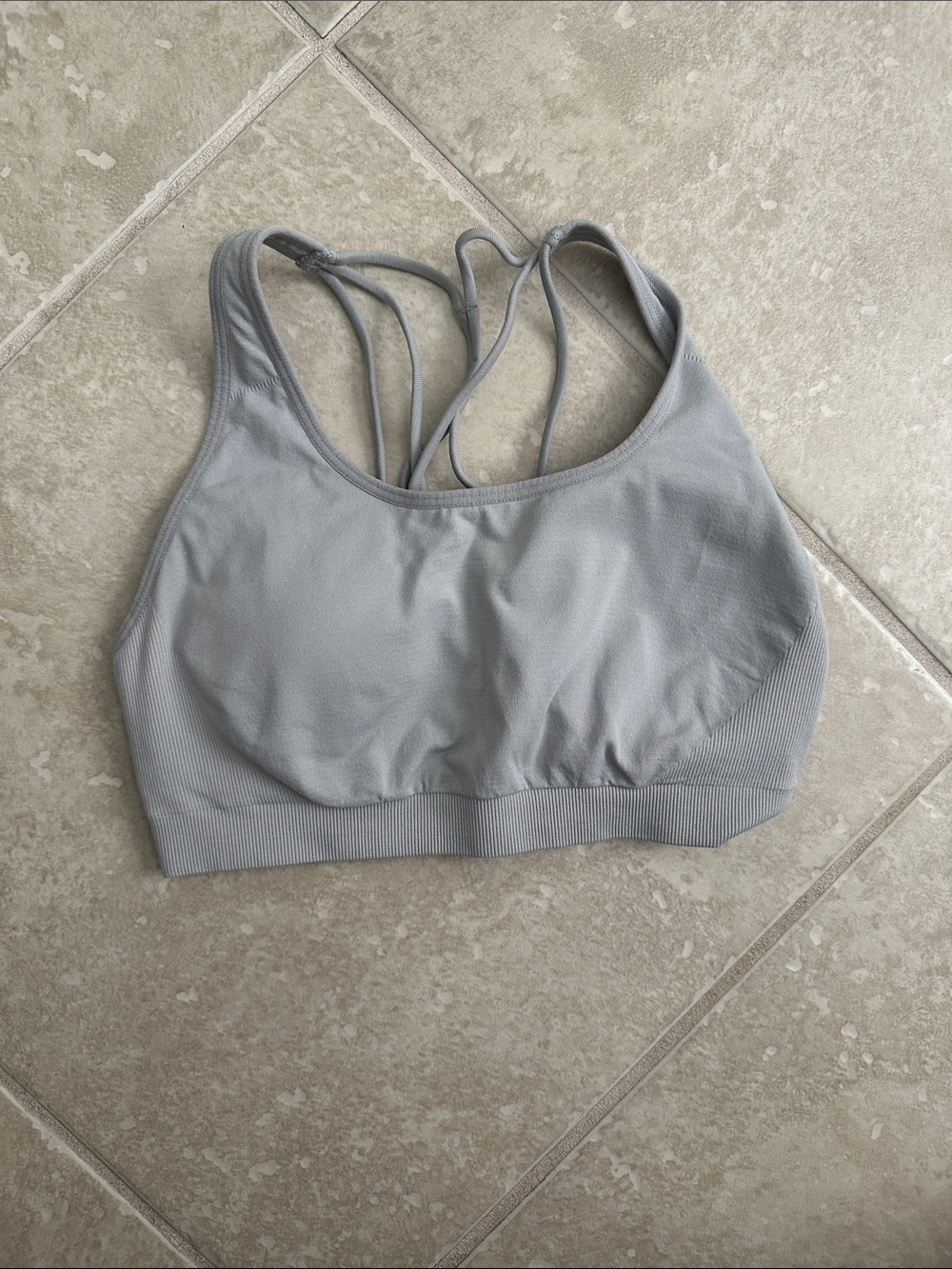 Fabletics Light Gray Seamless Strappy Sports Bra